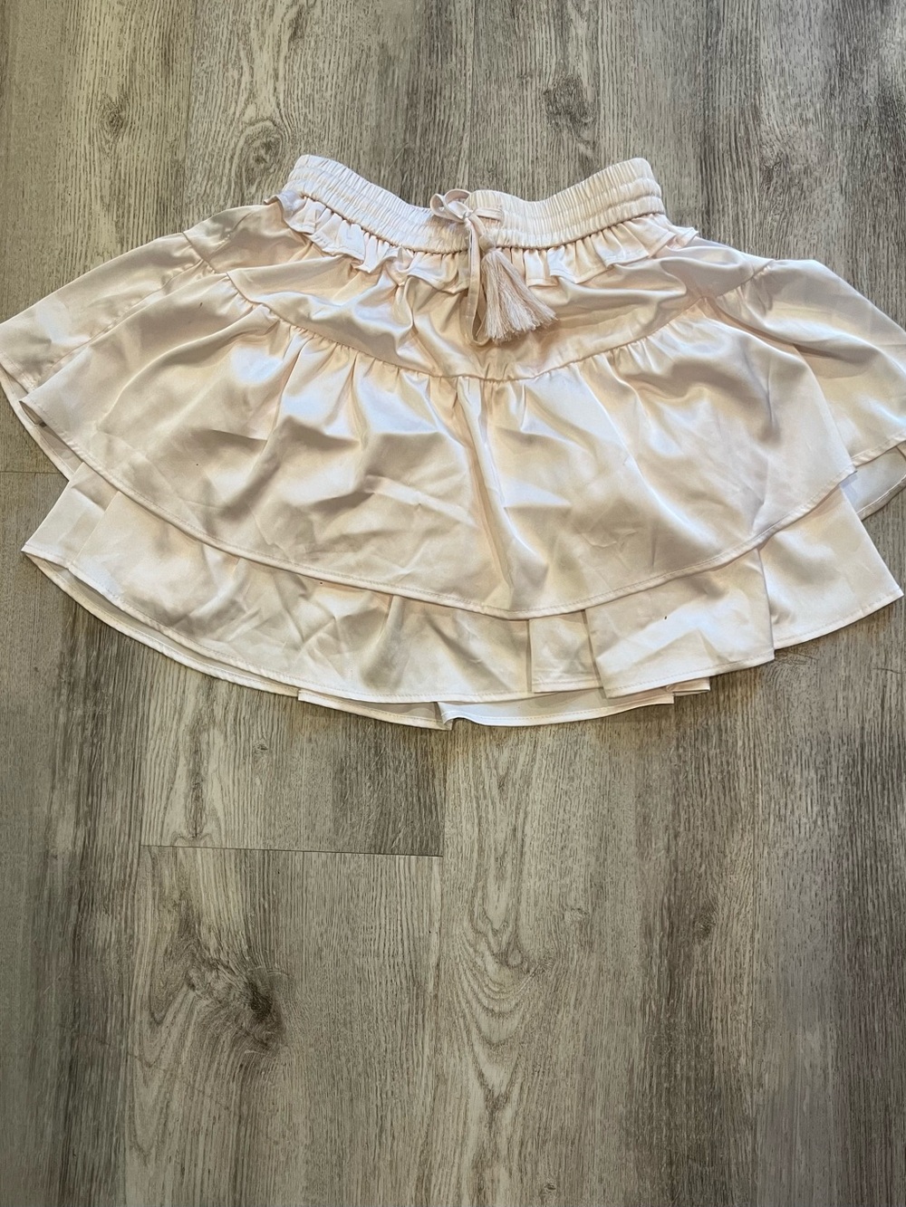 Women’s Cream Tiered Ruffle Skort with Drawstring Waist